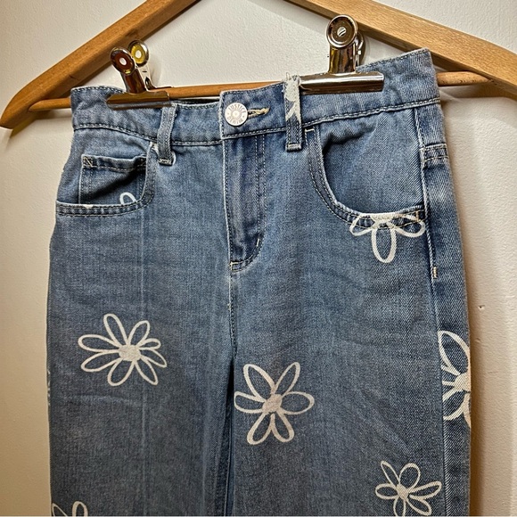 Justice Bleached Daisy Wide Leg Open Flare Denim - Picture 3 of 11